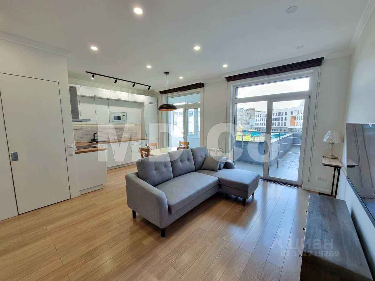 3-комнатная квартира, 82 м² — фотография 2