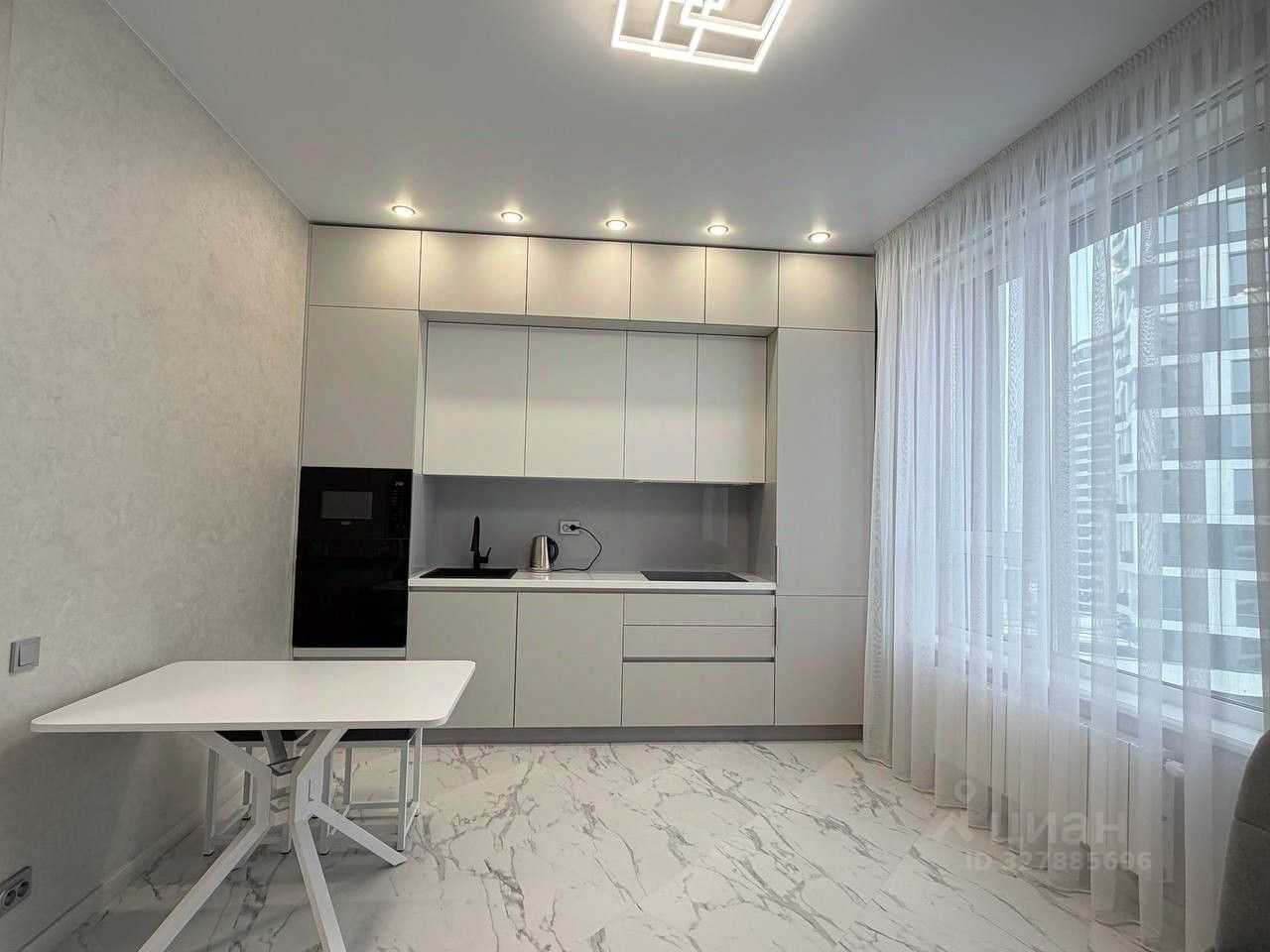 1-комнатная квартира, 50 м² — фотография 2