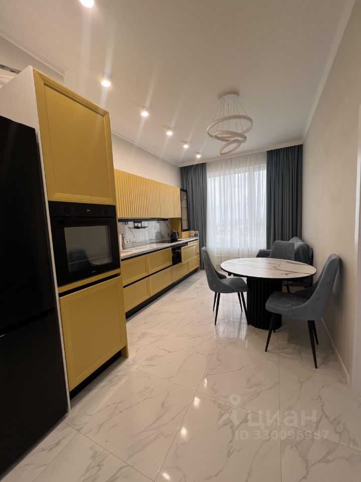1-комнатная квартира, 42 м² — фотография 2