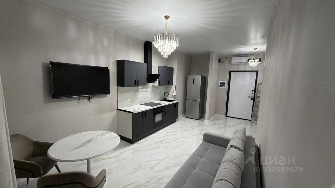 1-комнатная квартира, 42 м² — фотография 2