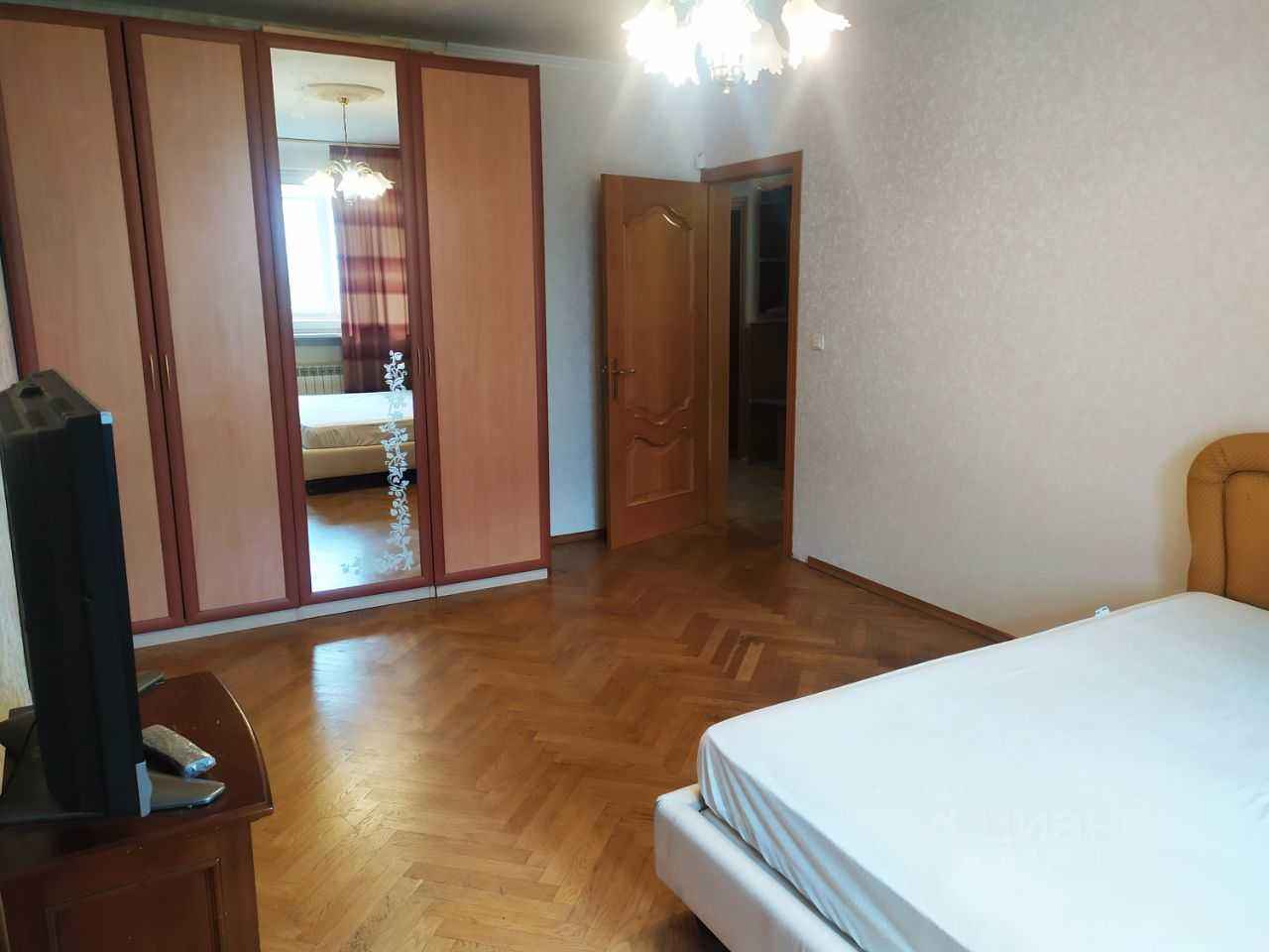2-комнатная квартира, 58 м² — фотография 3