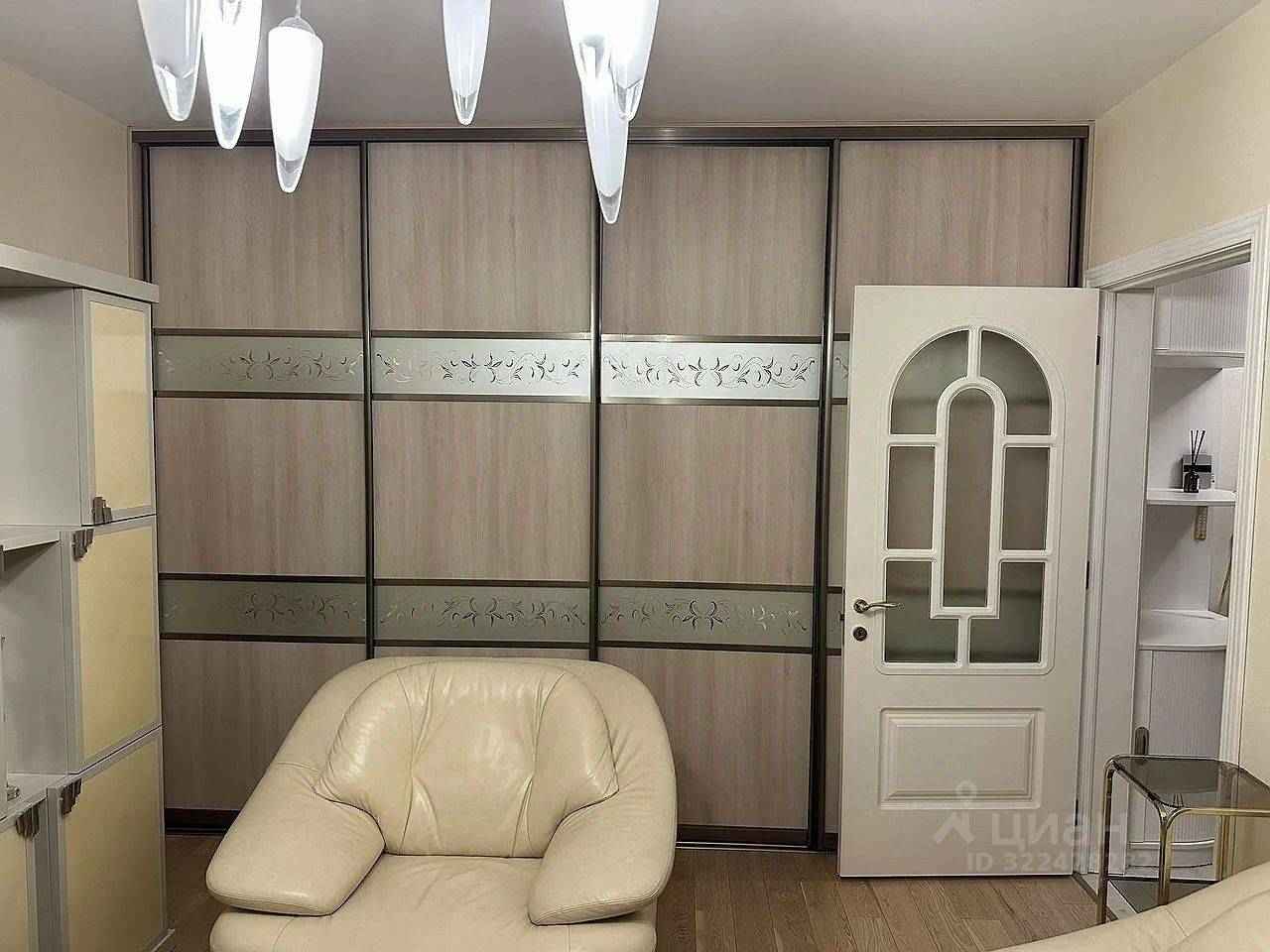 2-комнатная квартира, 55 м² — фотография 2