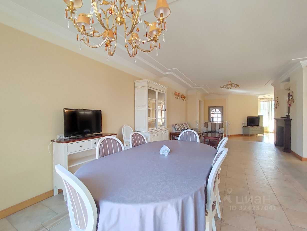 4-комнатная квартира, 206 м² — фотография 3