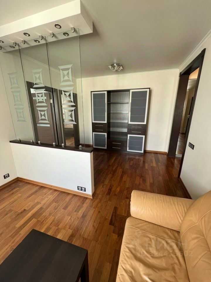 3-комнатная квартира, 77 м² — фотография 3
