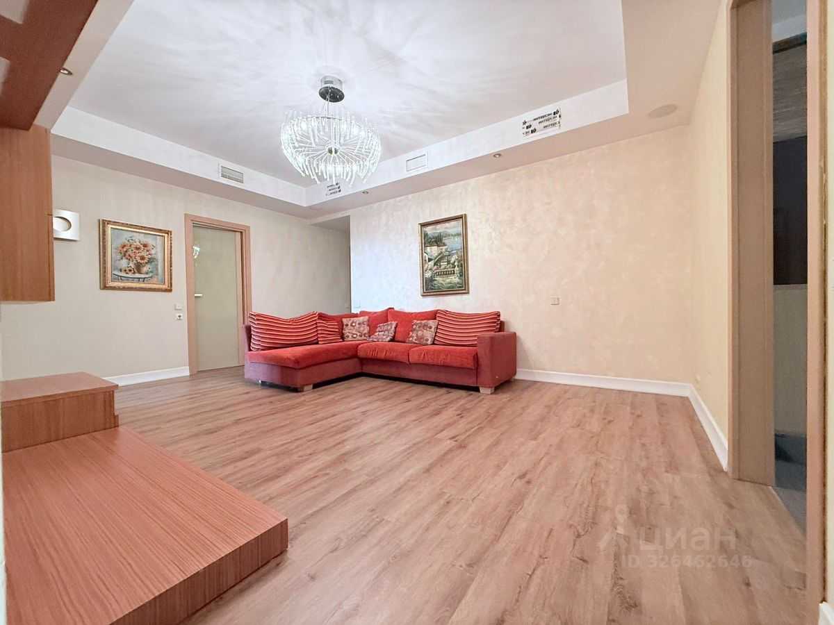 4-комнатная квартира, 121,6 м² — фотография 2