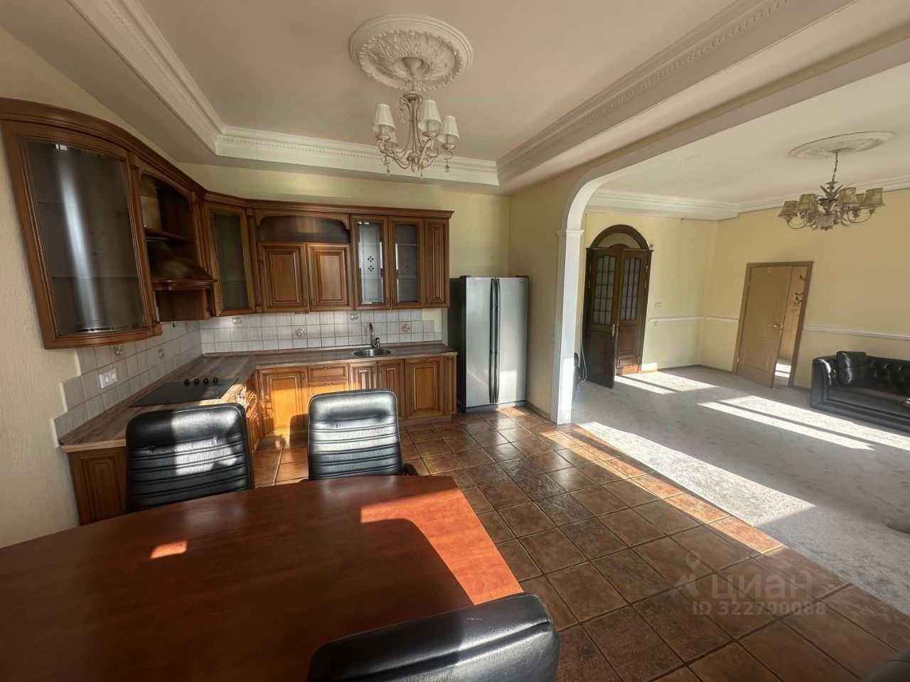 4-комнатная квартира, 150 м² — фотография 2