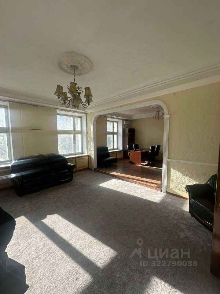 4-комнатная квартира, 150 м² — фотография 3