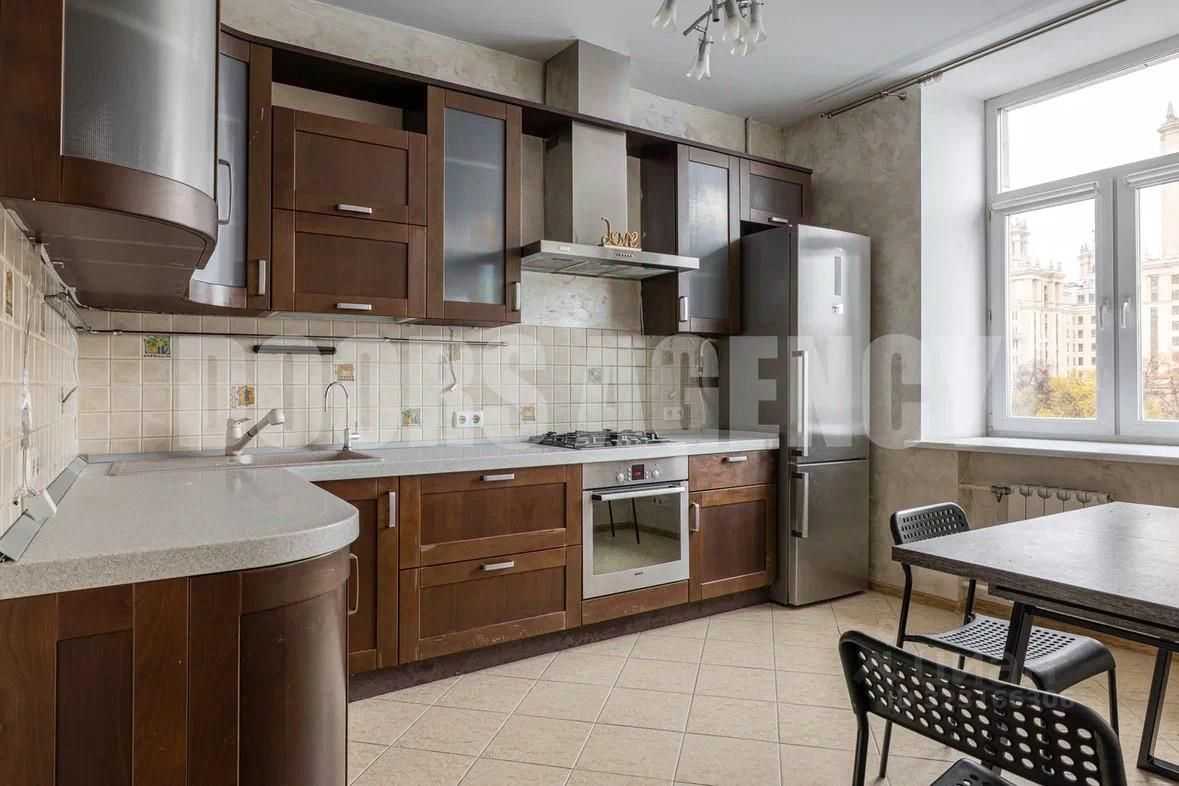 2-комнатная квартира, 55,4 м² — фотография 2
