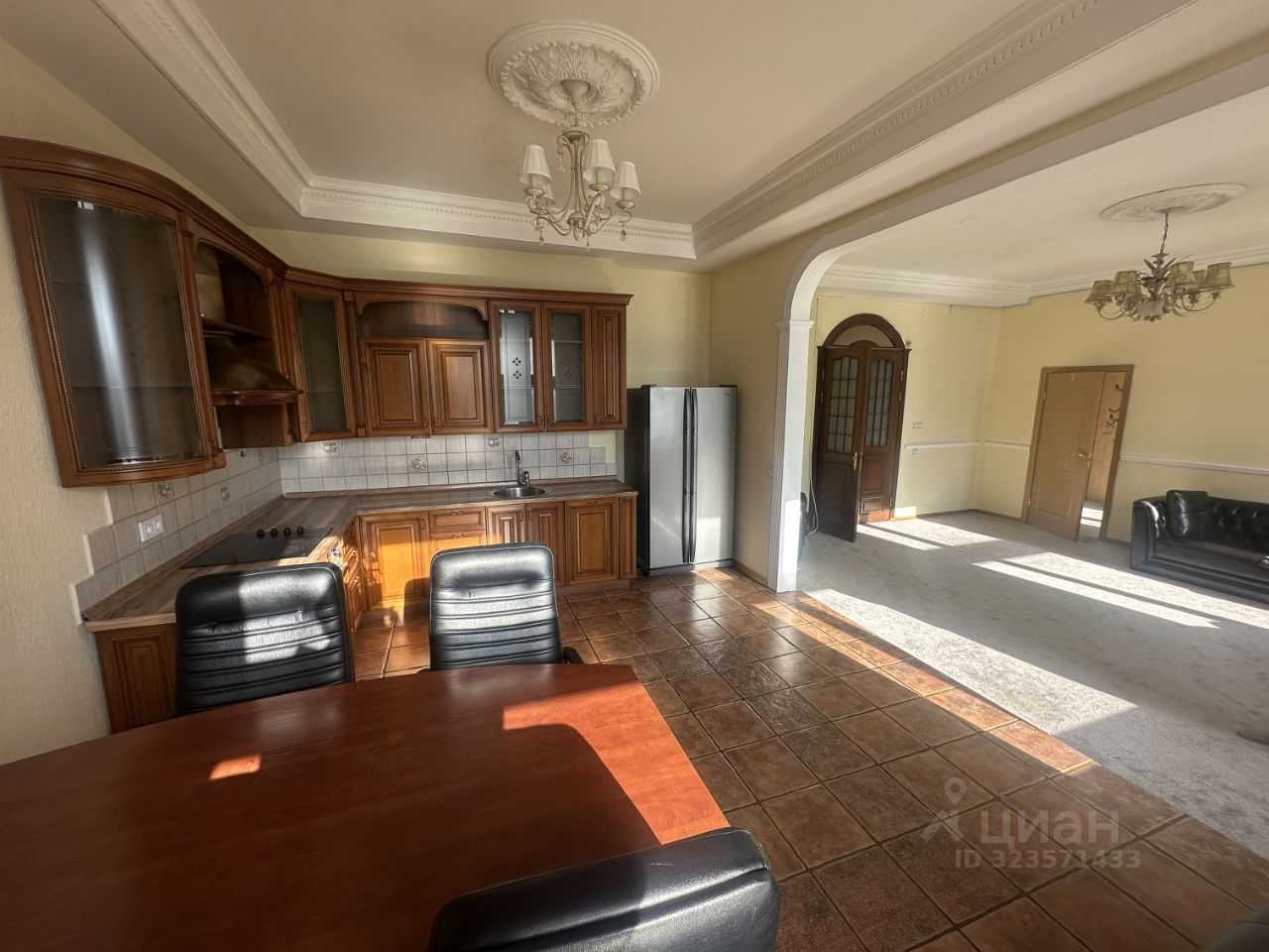 4-комнатная квартира, 155 м²
