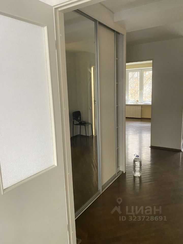 4-комнатная квартира, 120 м² — фотография 3