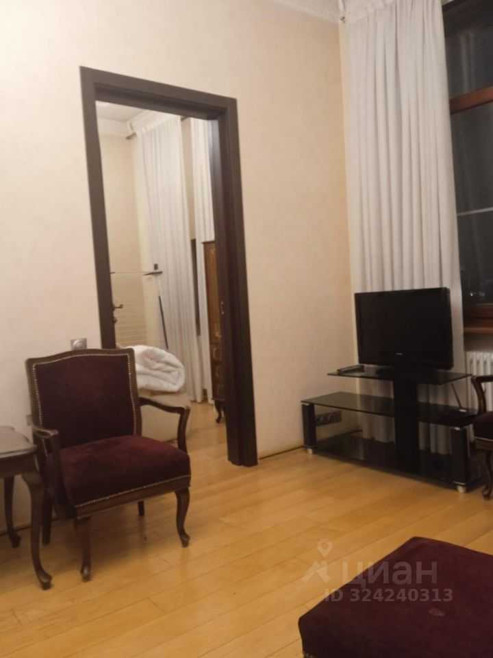 2-комнатная квартира, 60 м² — фотография 2