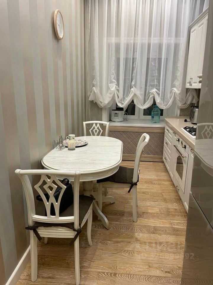 2-комнатная квартира, 54,9 м² — фотография 2