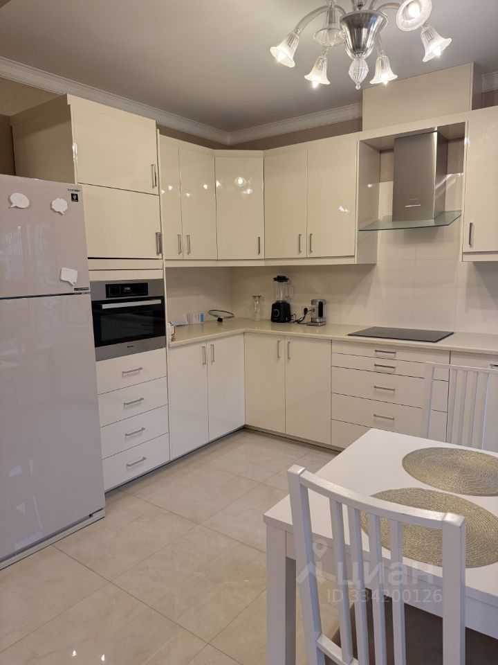 3-комнатная квартира, 90 м² — фотография 2