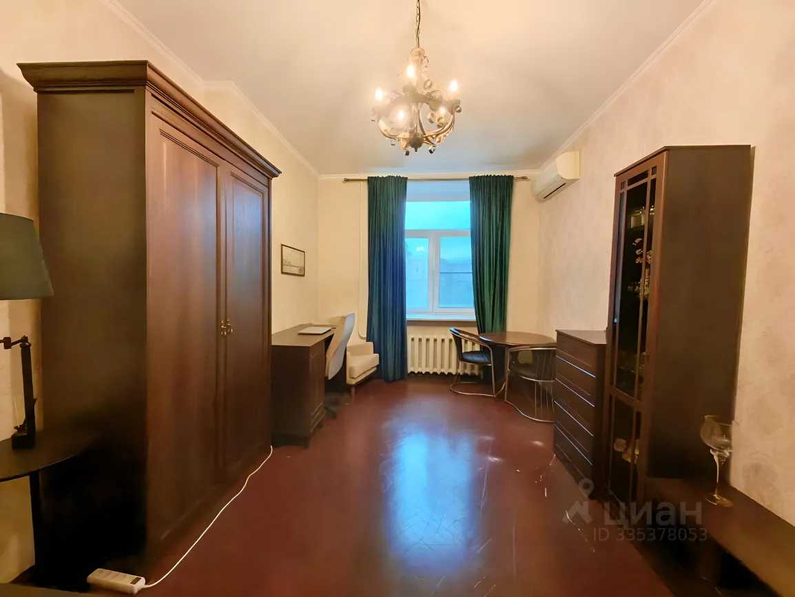 2-комнатная квартира, 55 м² — фотография 2