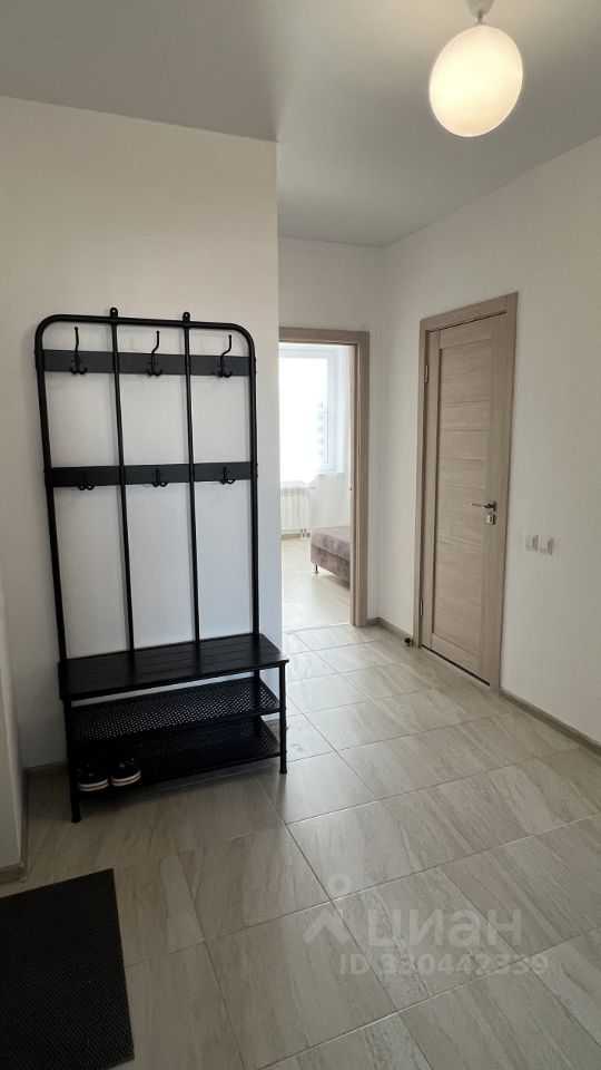 2-комнатная квартира, 63 м² — фотография 2