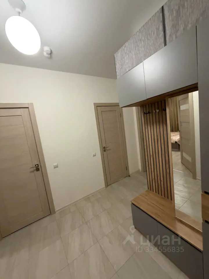 2-комнатная квартира, 56 м² — фотография 2