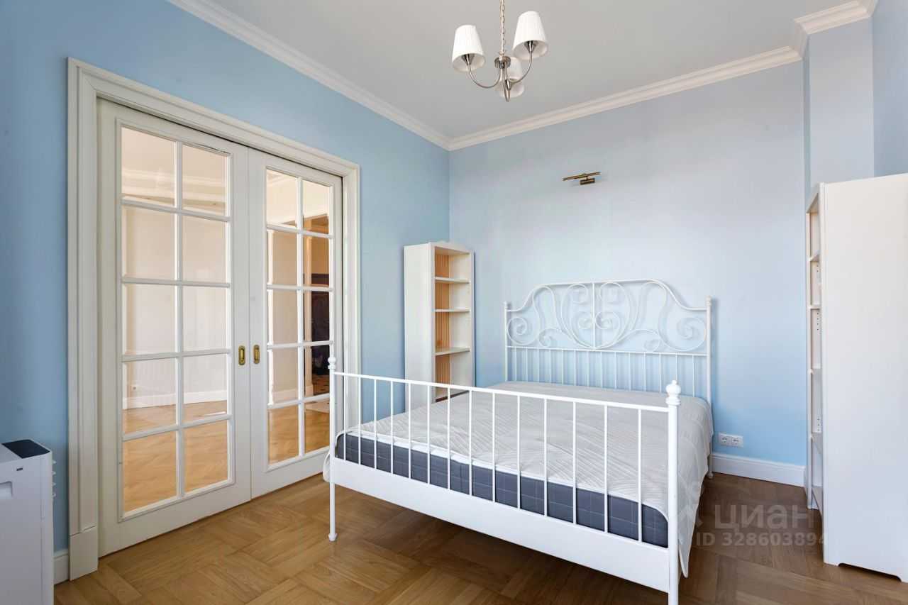 4-комнатная квартира, 132 м² — фотография 3