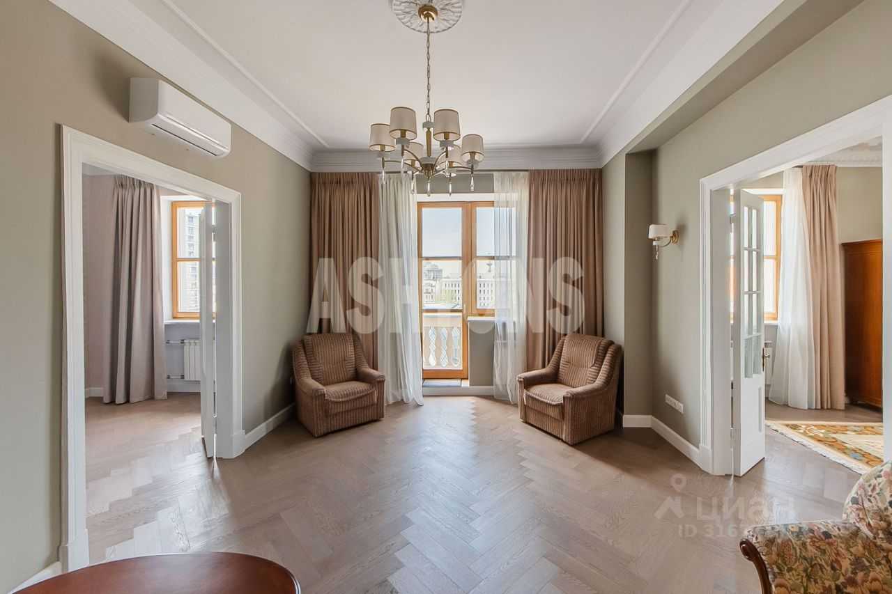4-комнатная квартира, 120 м² — фотография 2