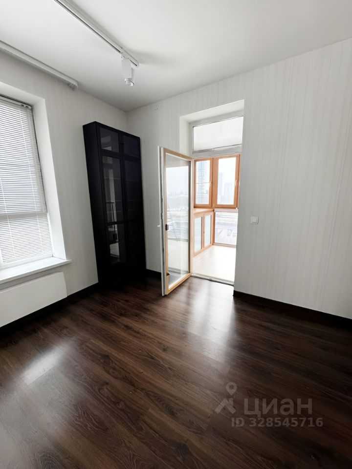 2-комнатная квартира, 52 м² — фотография 2