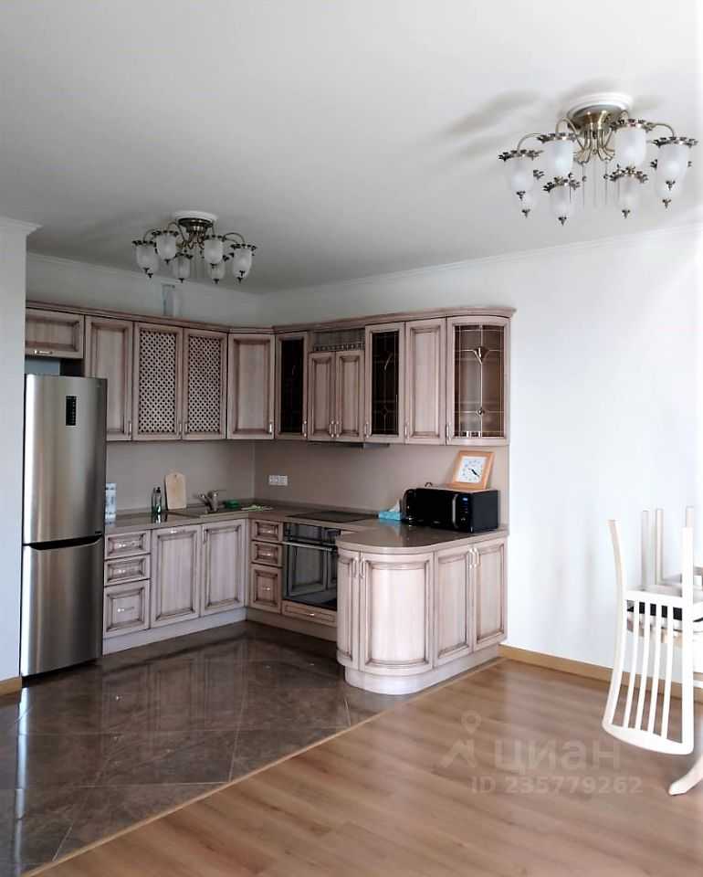 2-комнатная квартира, 67 м² — фотография 3