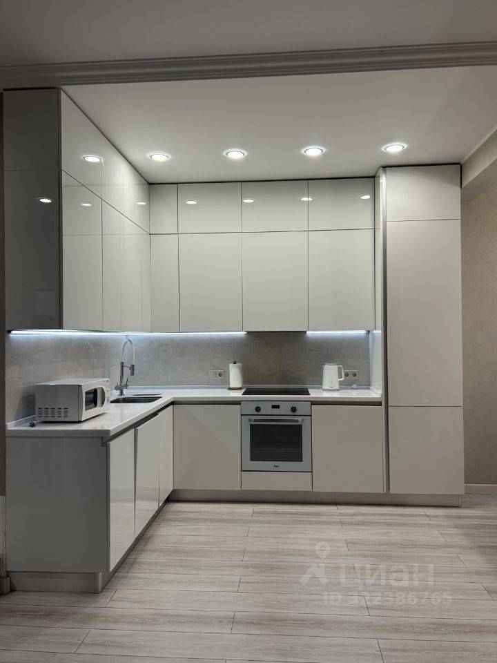 2-комнатная квартира, 68 м² — фотография 2