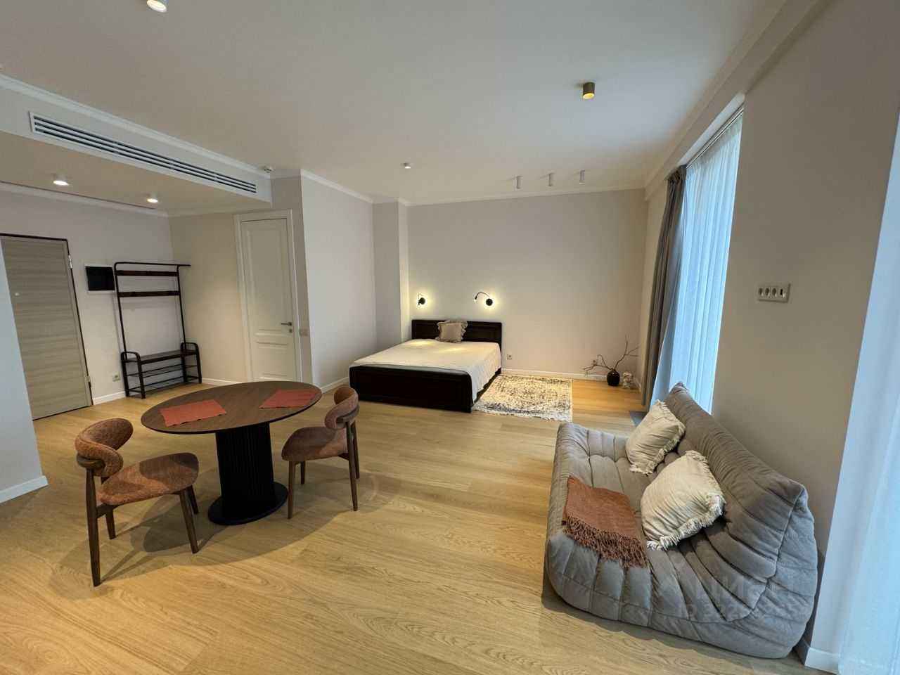 1-комнатная квартира, 42 м² — фотография 2