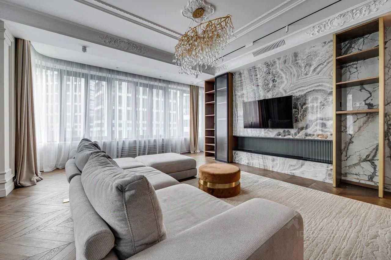 4-комнатная квартира, 145 м² — фотография 2