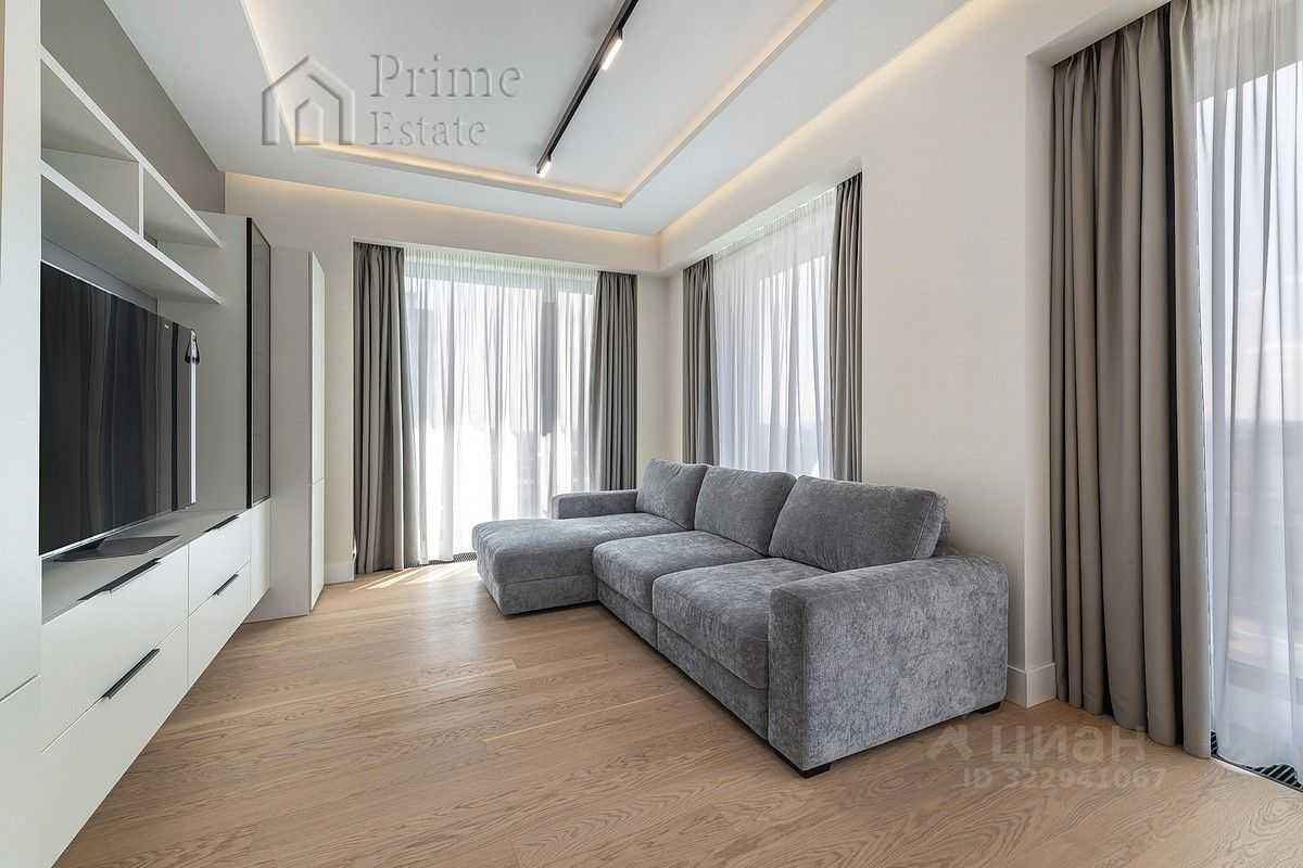 4-комнатная квартира, 140 м²