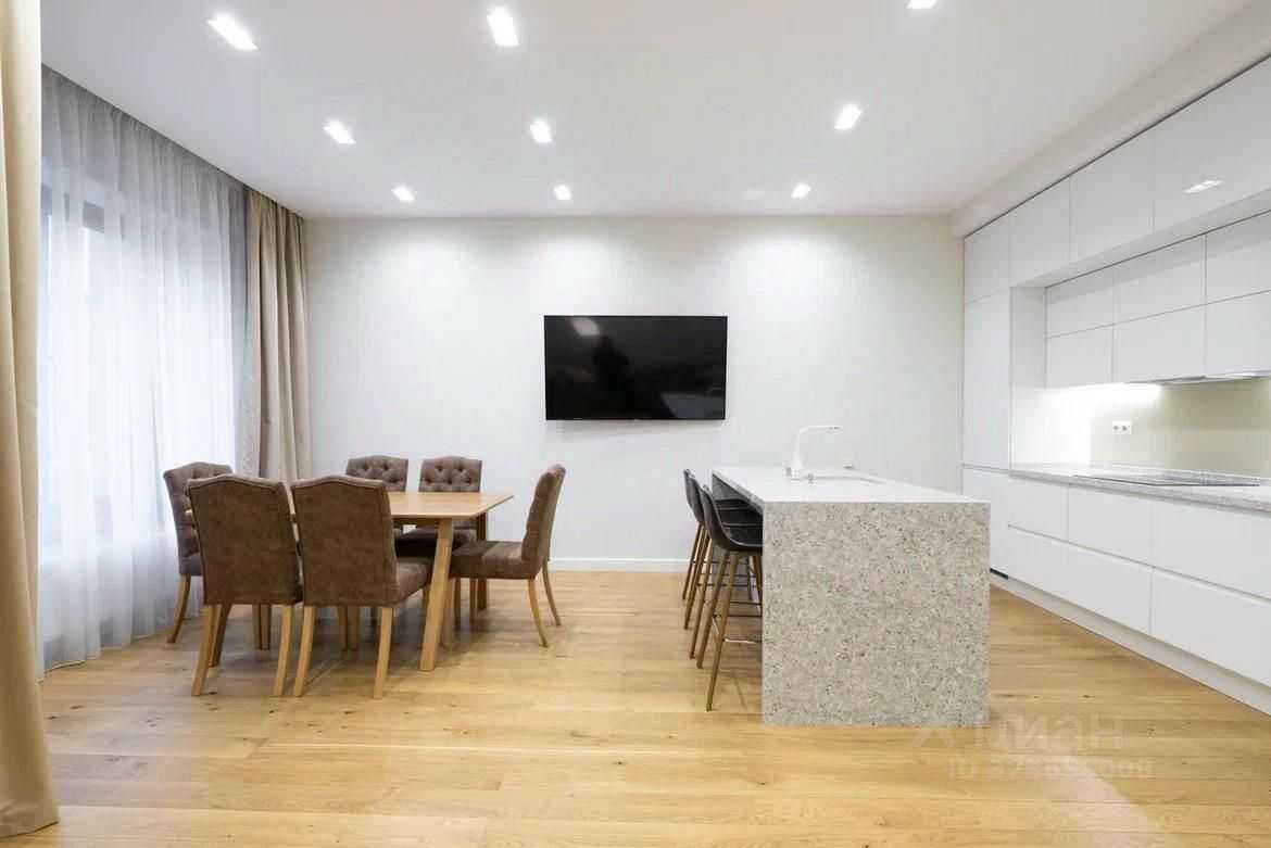 3-комнатная квартира, 90 м² — фотография 2