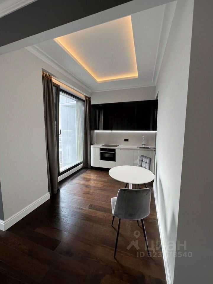 1-комнатная квартира, 42 м² — фотография 2