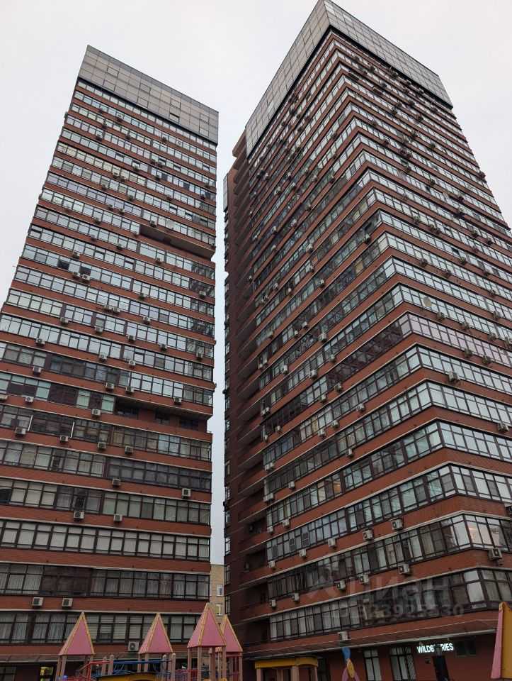 2-комнатная квартира, 105 м² — фотография 2