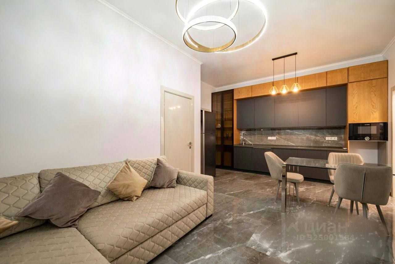 2-комнатная квартира, 68 м² — фотография 2