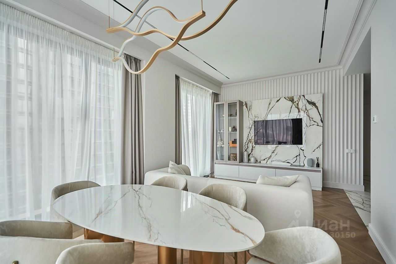 4-комнатная квартира, 105 м²
