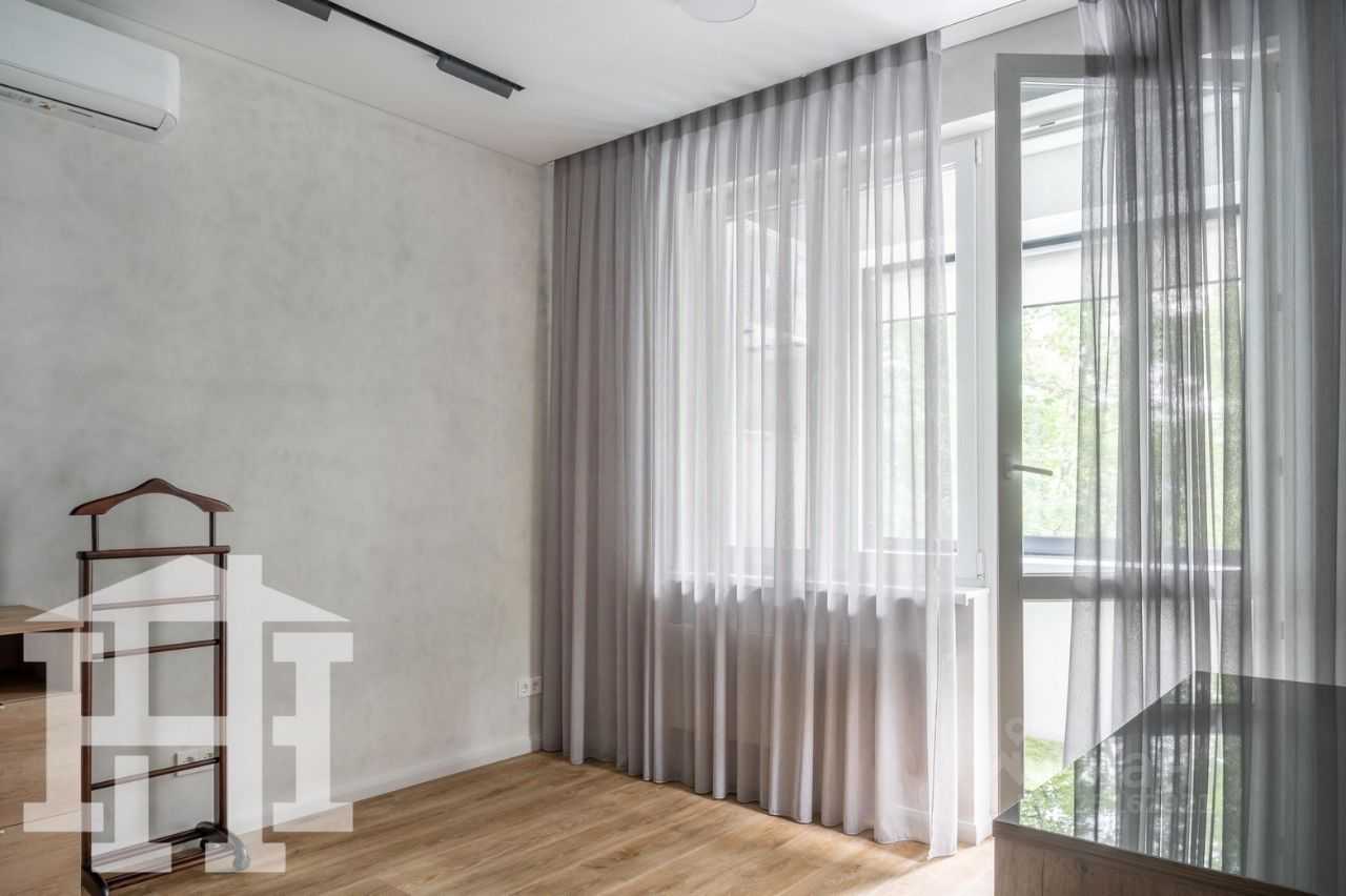 2-комнатная квартира, 70 м² — фотография 2