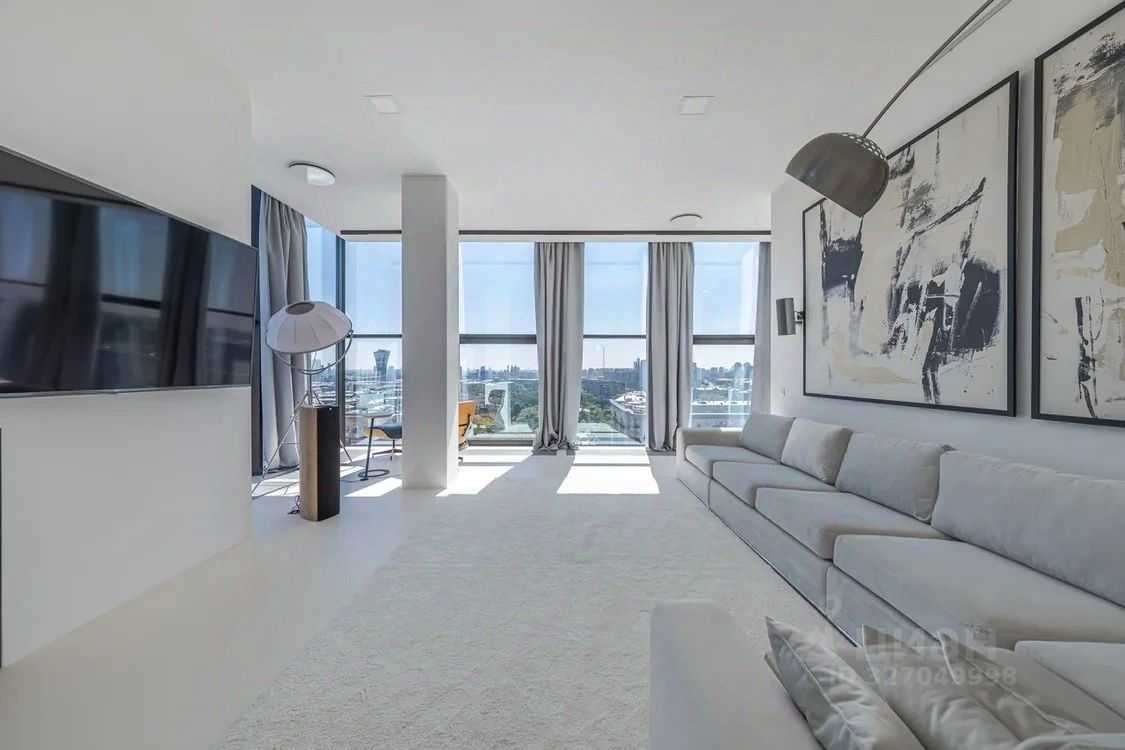 3-комнатная квартира, 213,6 м² — фотография 3