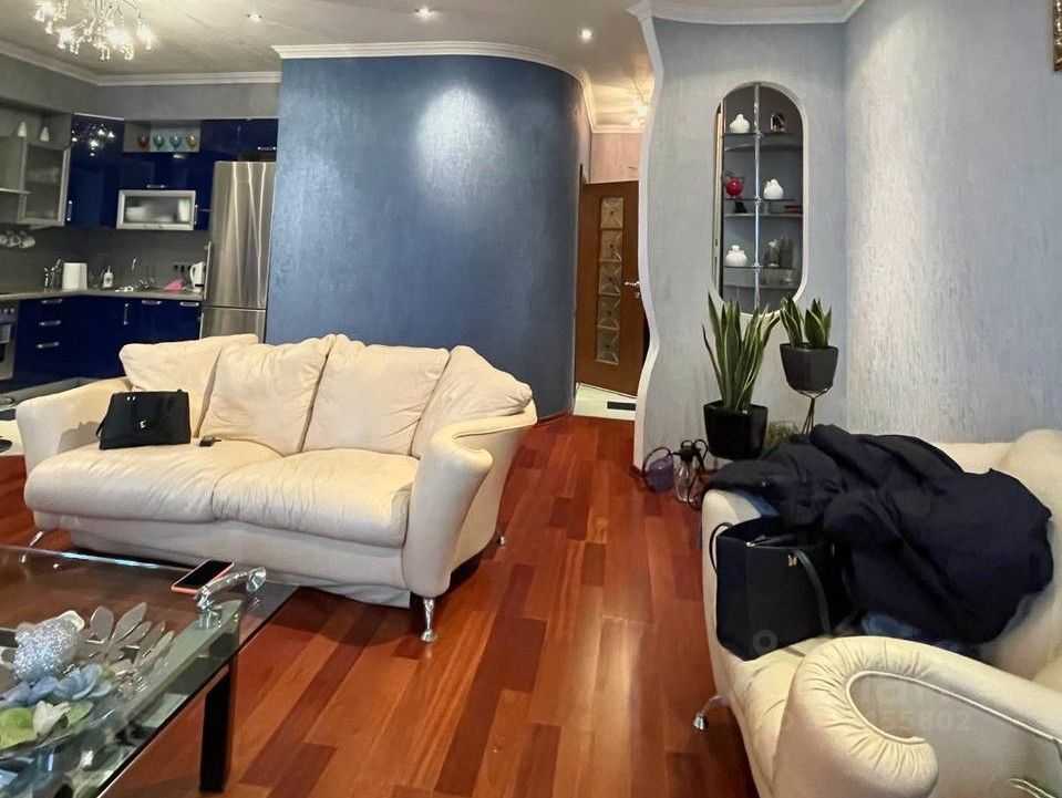 2-комнатная квартира, 105 м² — фотография 3
