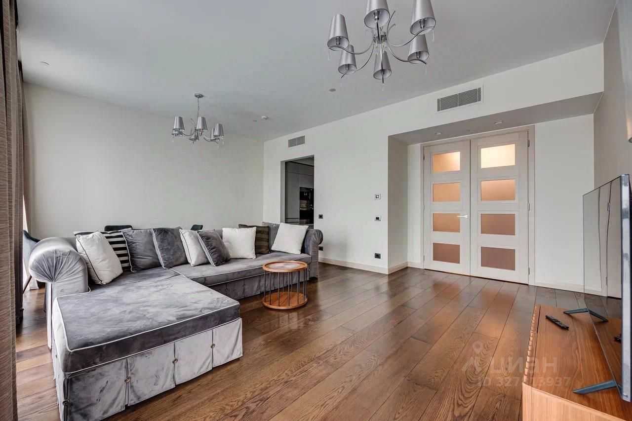 2-комнатная квартира, 93 м² — фотография 3