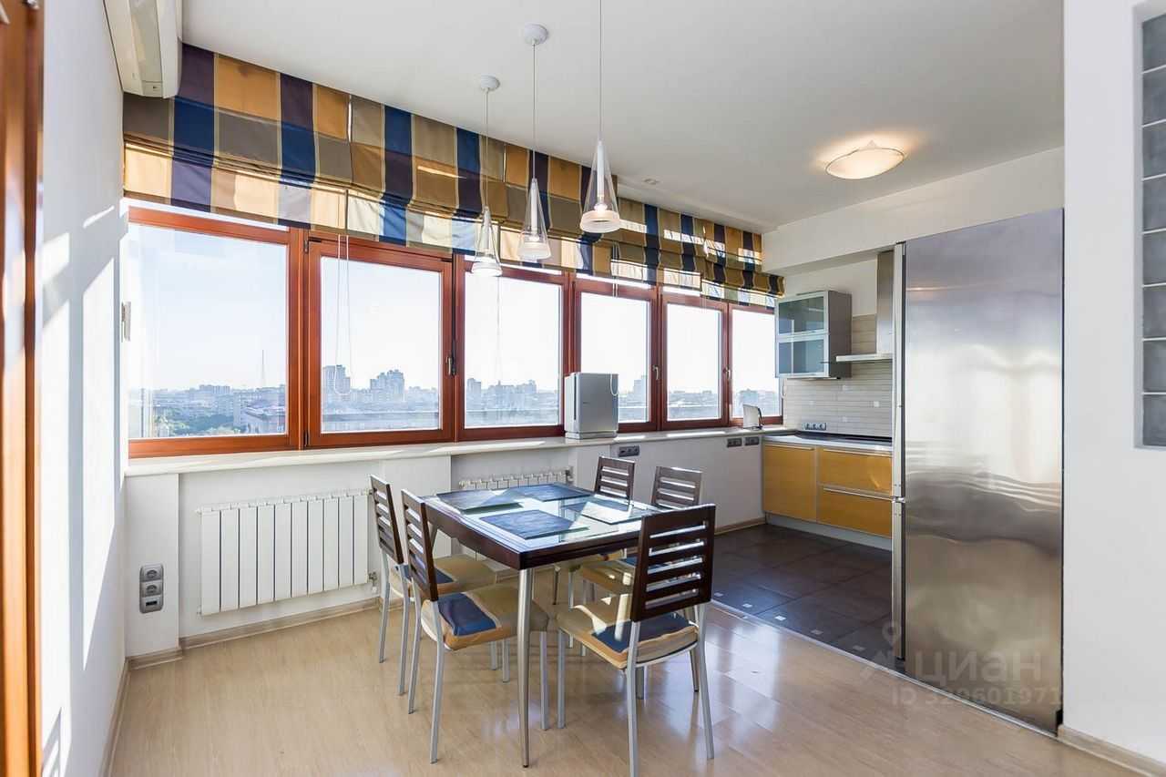 4-комнатная квартира, 131 м²