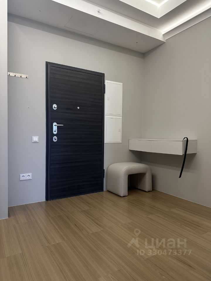 2-комнатная квартира, 63 м² — фотография 2