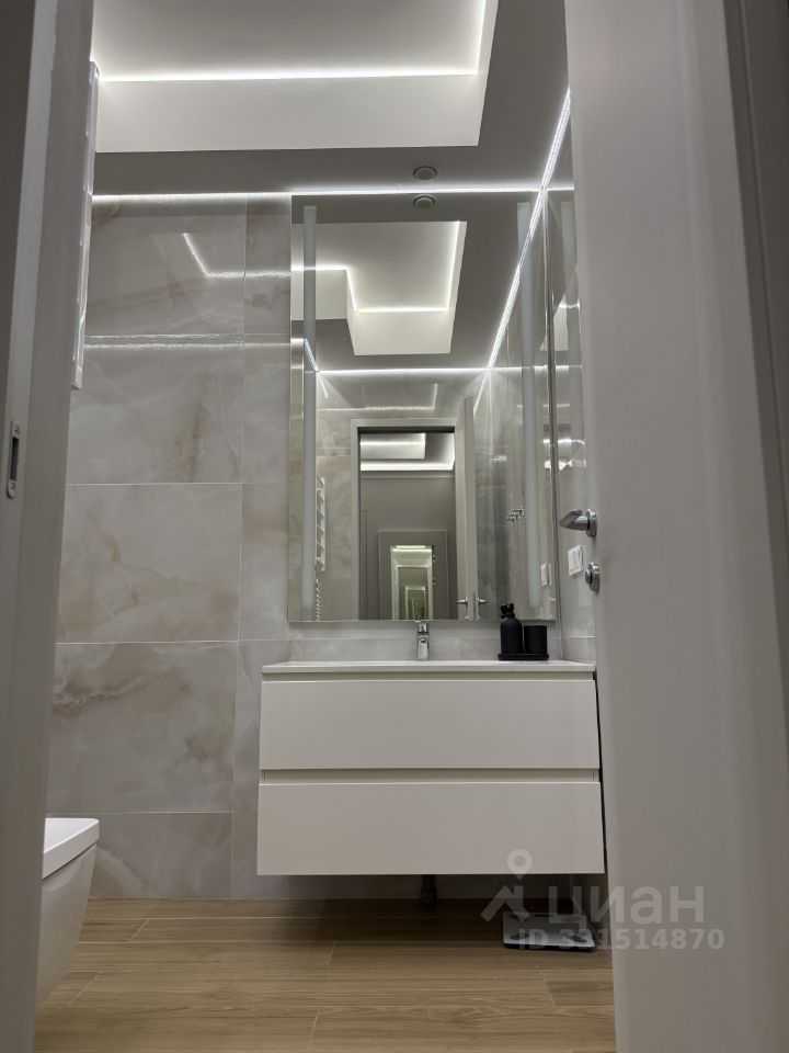2-комнатная квартира, 63 м² — фотография 2
