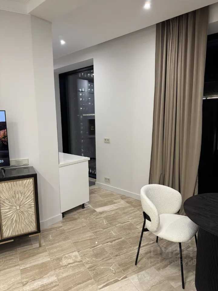 2-комнатная квартира, 74 м² — фотография 3