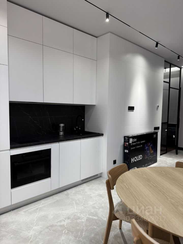 2-комнатная квартира, 55 м² — фотография 3