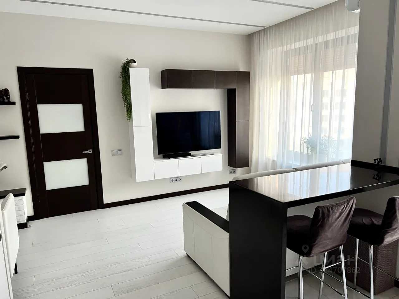 2-комнатная квартира, 58 м² — фотография 2