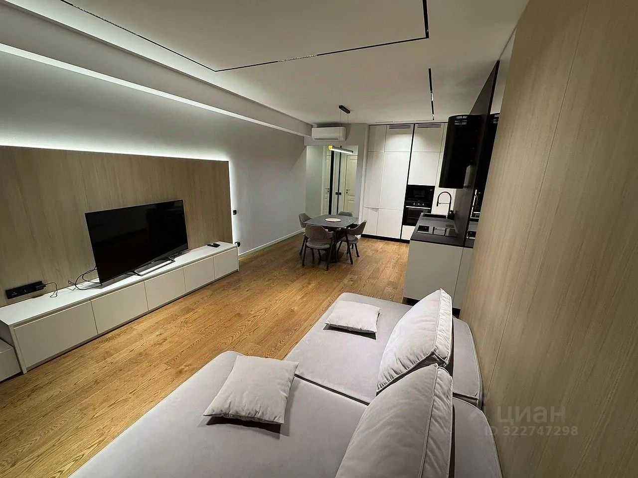2-комнатная квартира, 58 м² — фотография 2