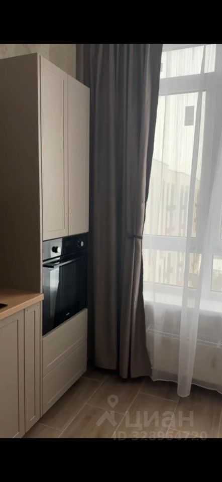 2-комнатная квартира, 100 м²