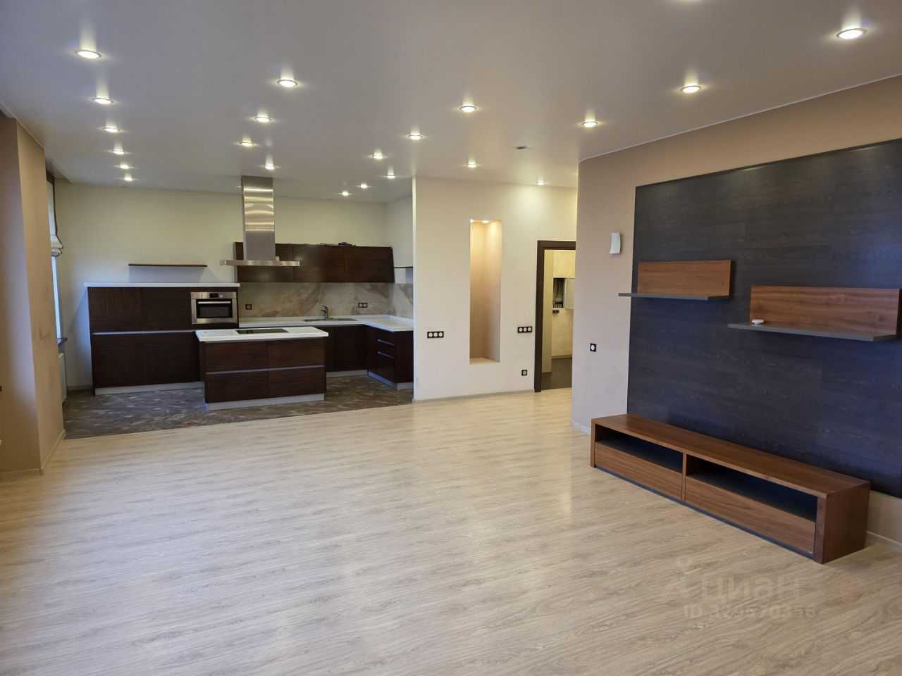 3-комнатная квартира, 134 м²