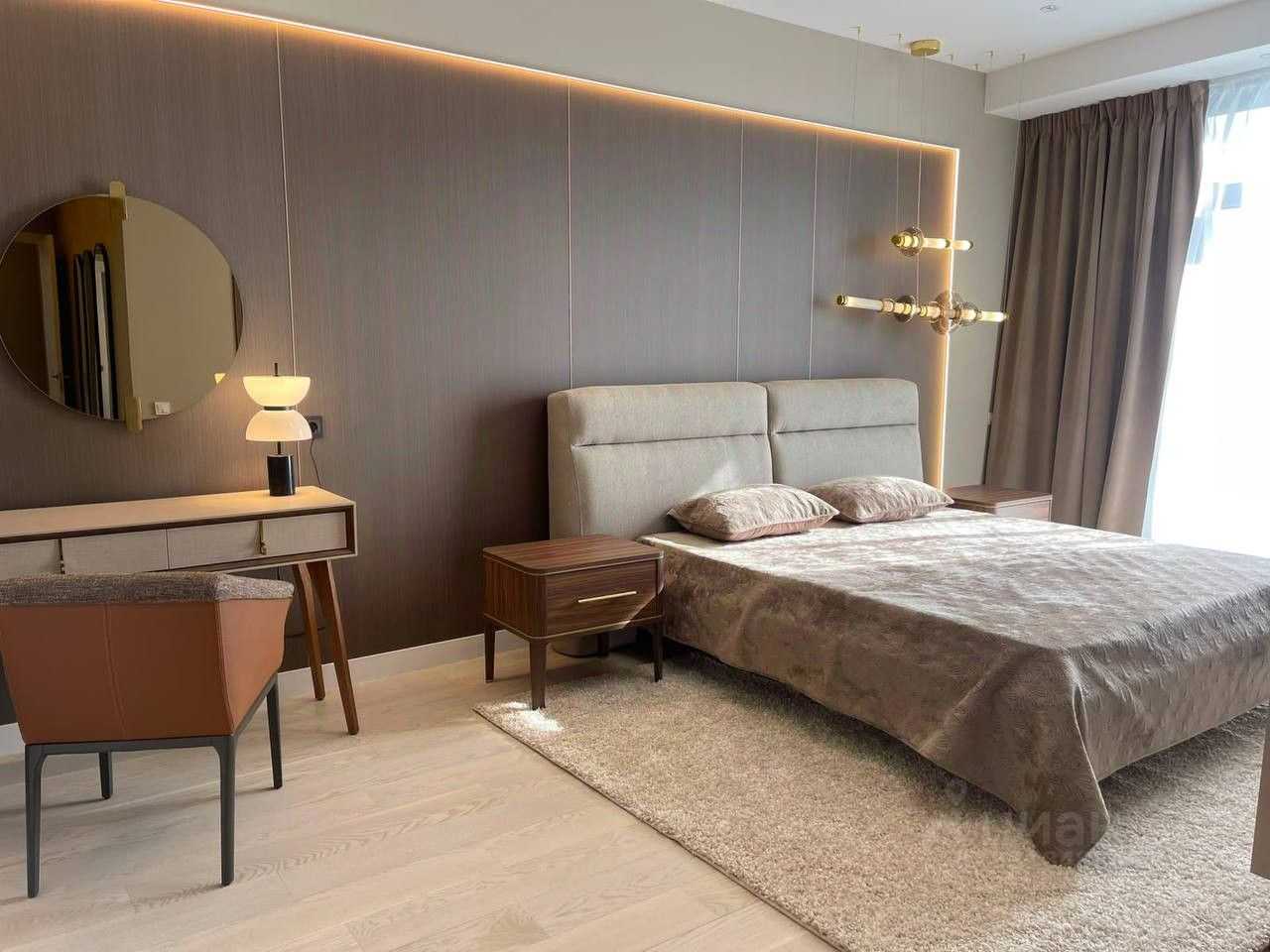 4-комнатная квартира, 180 м² — фотография 2