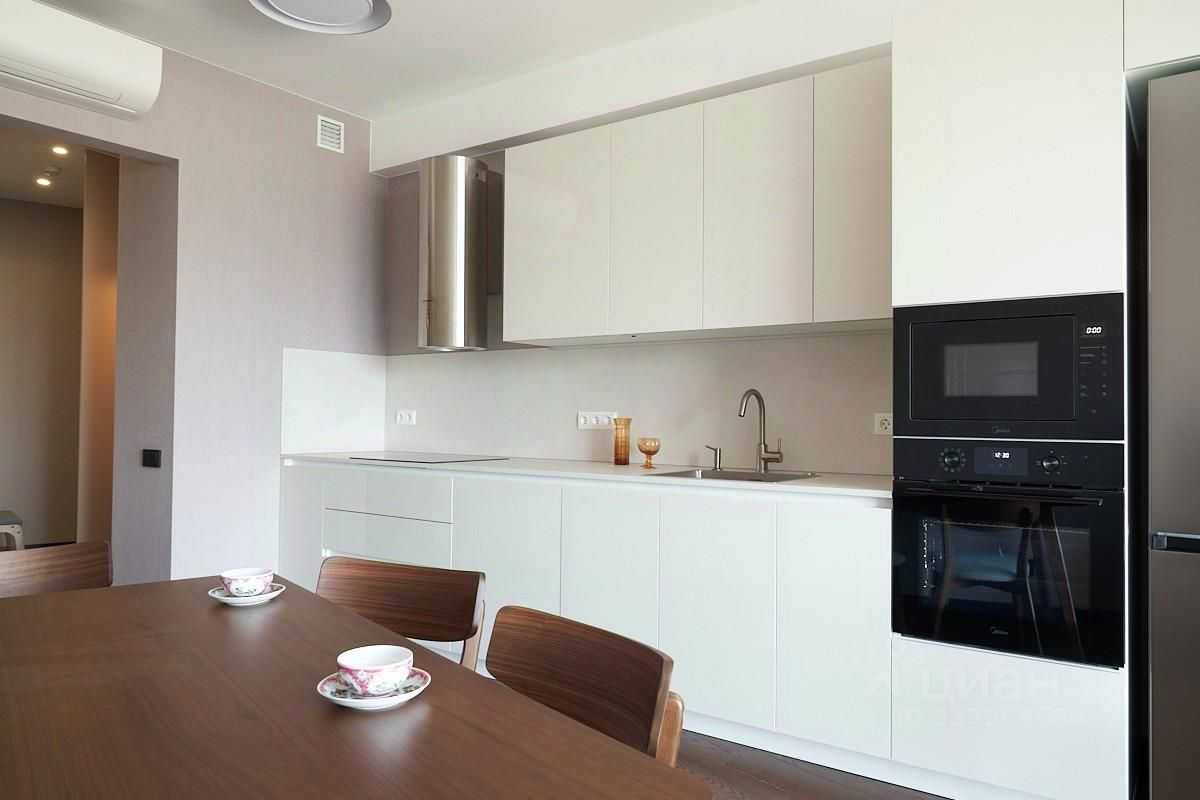 3-комнатная квартира, 96 м² — фотография 3