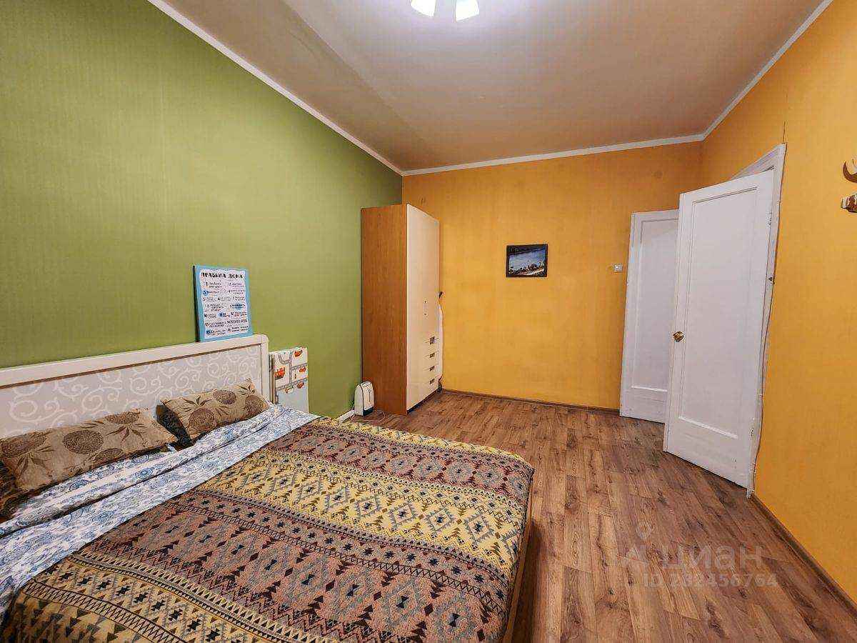 2-комнатная квартира, 56 м² — фотография 2