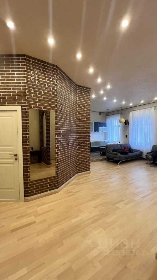 4-комнатная квартира, 120 м²